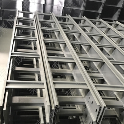 防火梯式槽式桥架